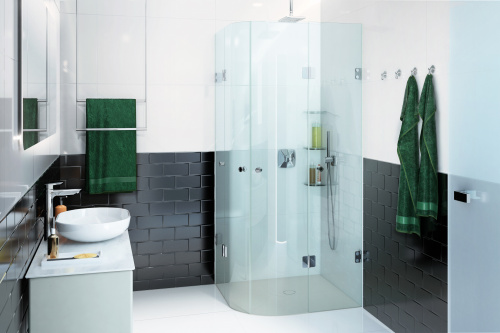 Viertelkreis-Dusche JOSEPHINE von glassdouche, Modell 280 (zwei drehbare Seitengläser, zwei gebogene Falttüren), Maße 90 x 90 x 200 cm.